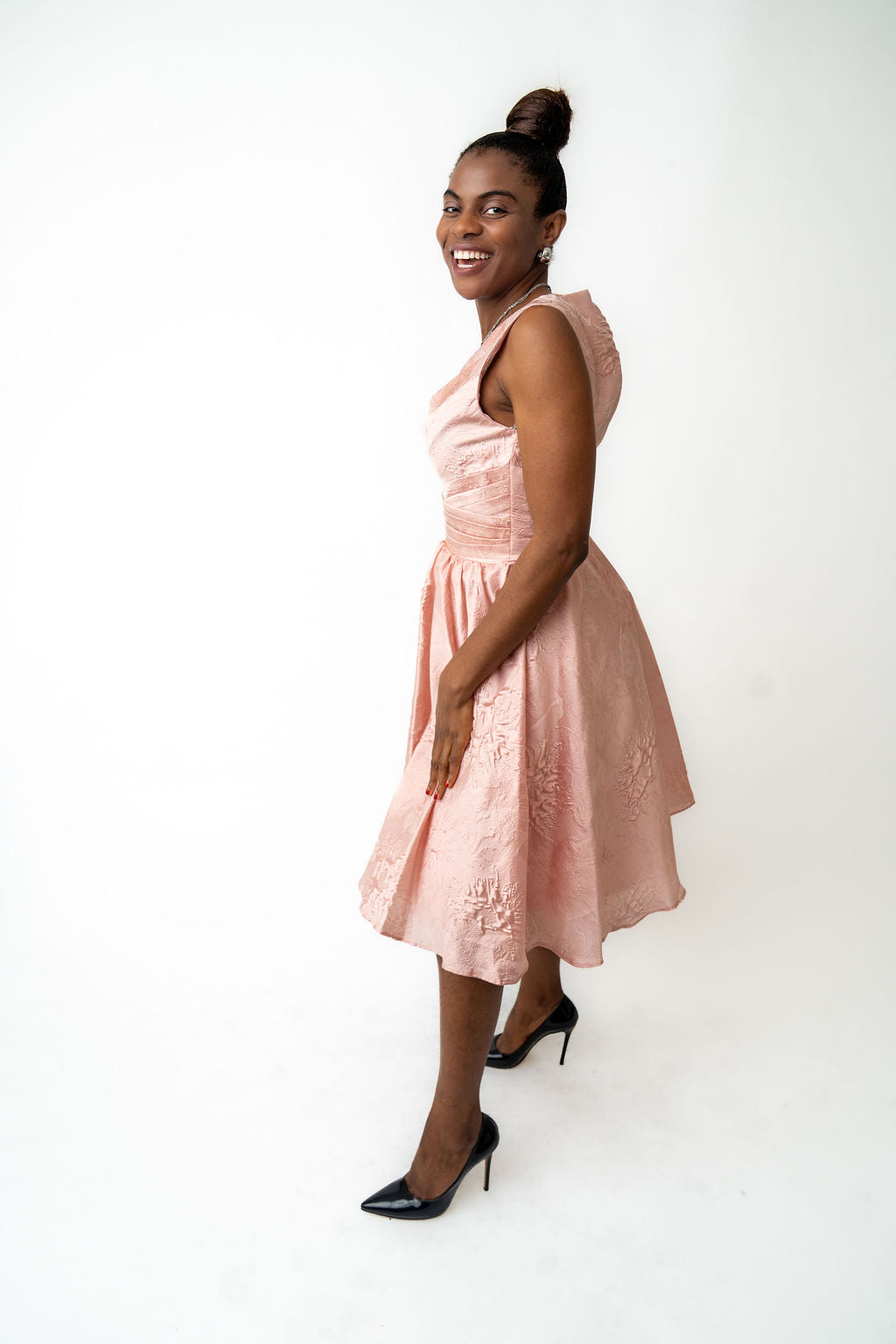pink dress