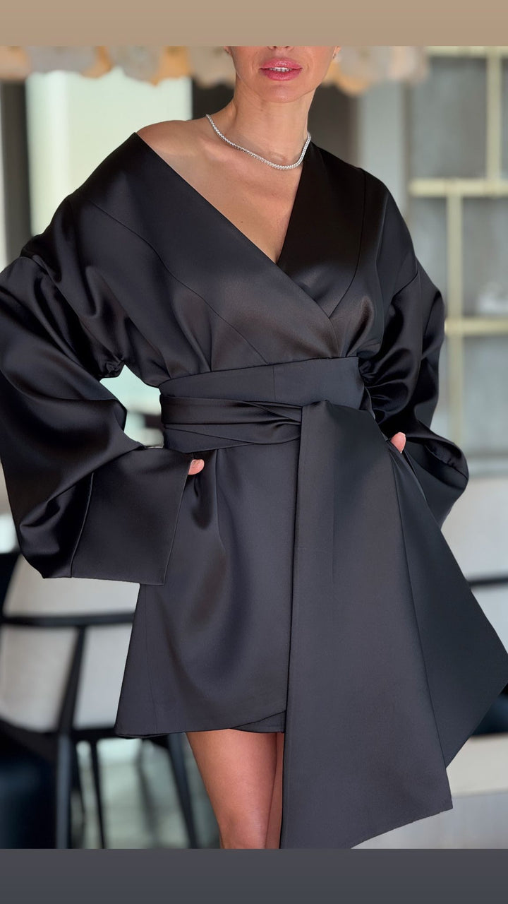 RED SILK BELT KIMONO BLOUSE