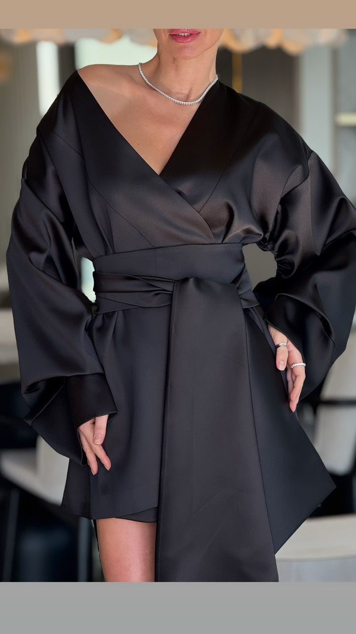 RED SILK BELT KIMONO BLOUSE