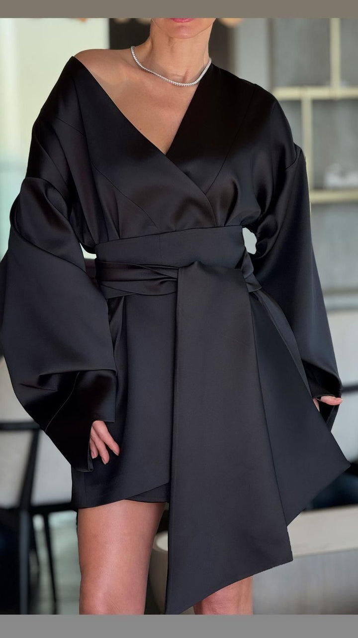 RED SILK BELT KIMONO BLOUSE